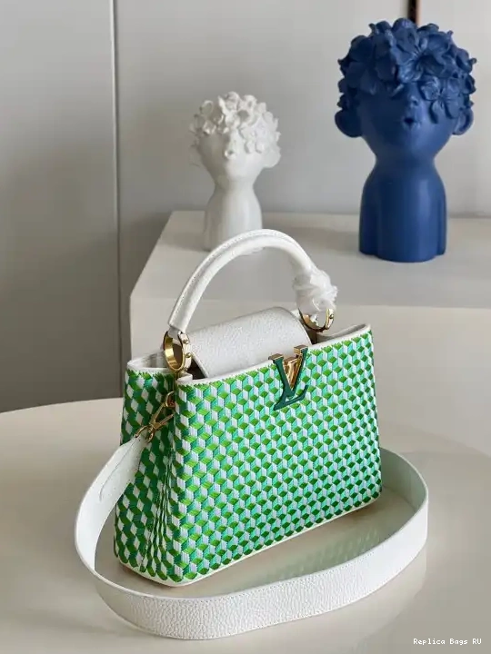 Affordable LOUIS VUITTON BB CAPUCINES 0608